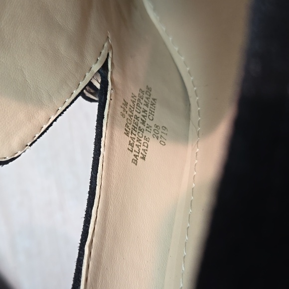 Marc Fisher Women Garlan Leather Square Toe Heels Sandals shoes sz 8.5M - Picture 12 of 12